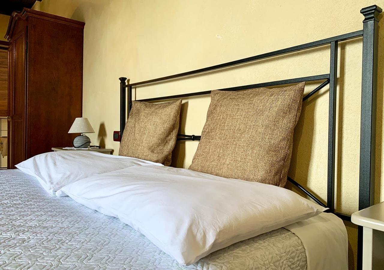 Bed and Breakfast Cascina Foresto Cossato Exterior foto