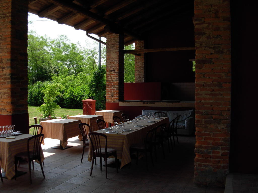 Bed and Breakfast Cascina Foresto Cossato Exterior foto